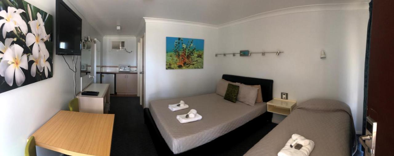 Carnarvon Gateway Motel Kültér fotó