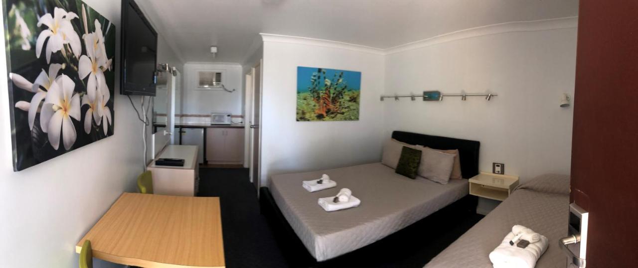 Carnarvon Gateway Motel Kültér fotó