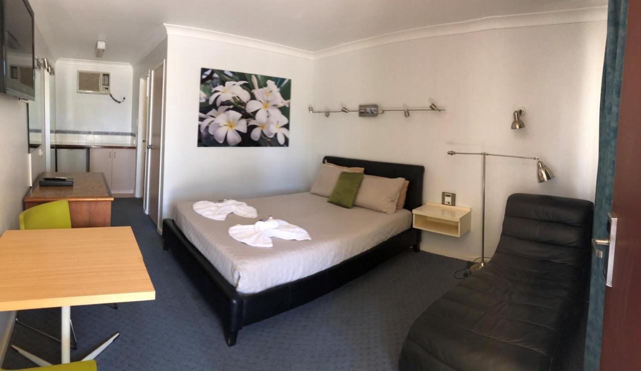 Carnarvon Gateway Motel Kültér fotó